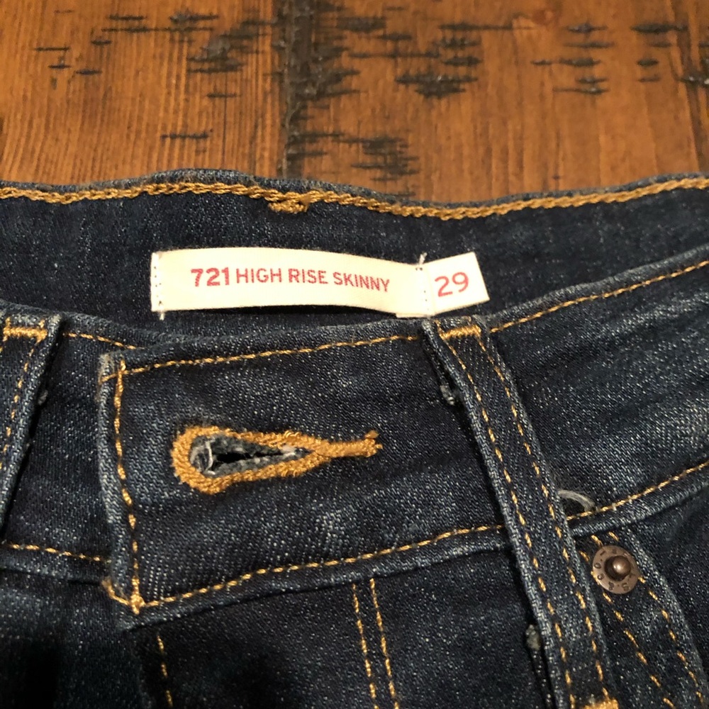 Levi’s High Rise Skinny Jean NWOT - Picture 3 of 7